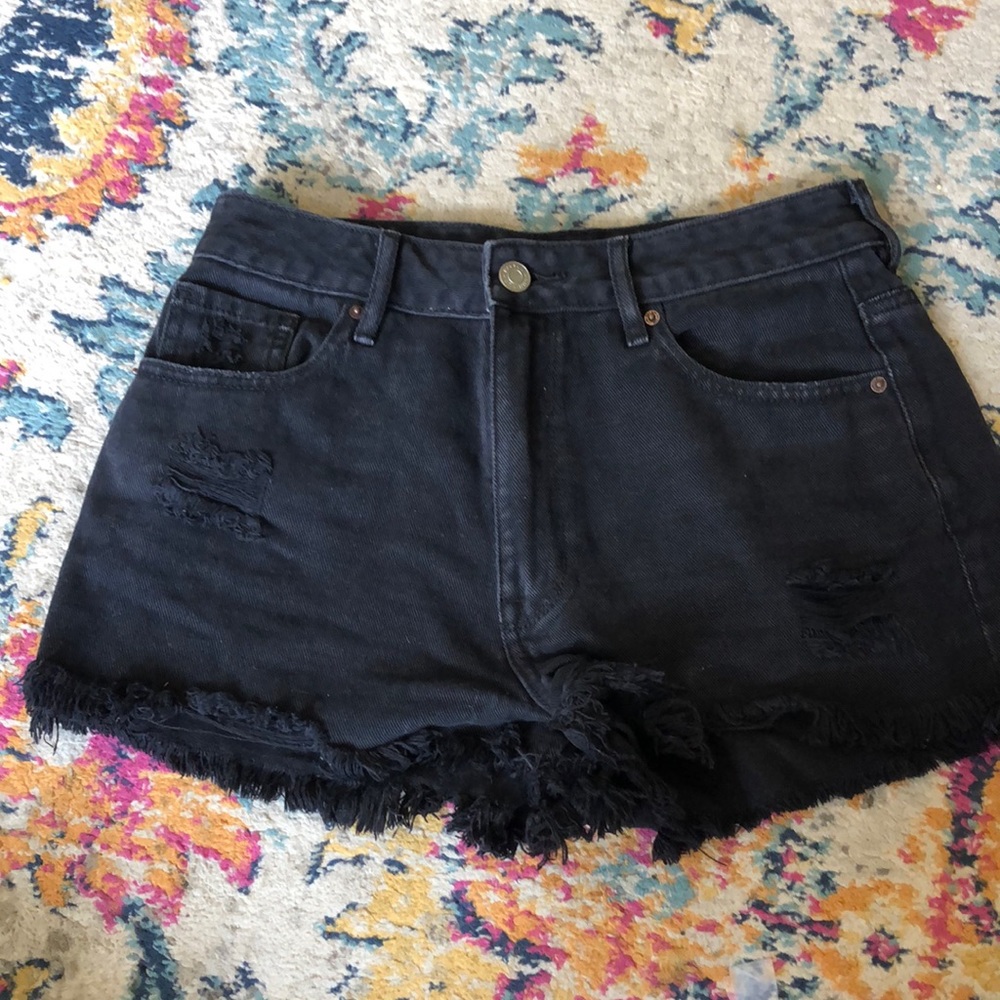 Pachaun black jean shorts